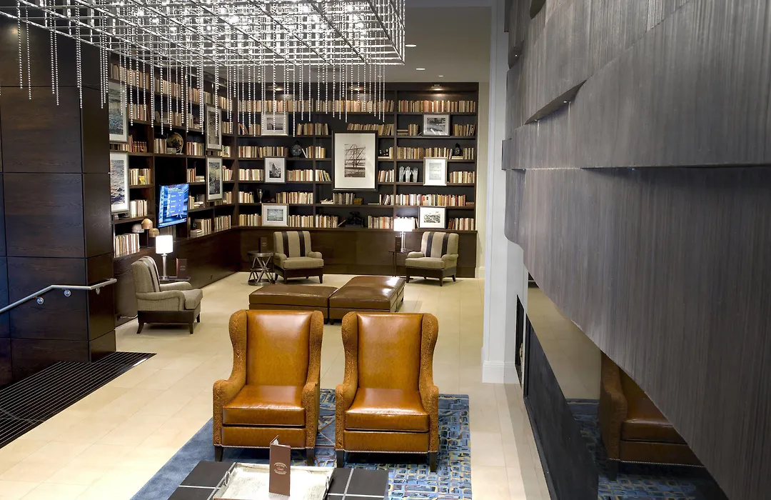 Milwaukee Marriott Downtown-1