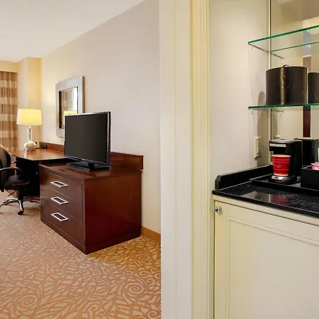 Milwaukee Marriott Downtown-2